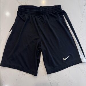 Nike Men’s Small